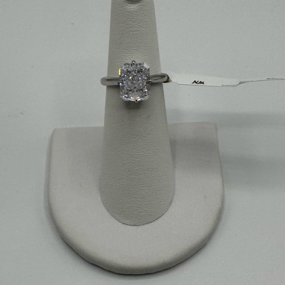 3ct Radiant Cut Ring - Picture 4 of 11